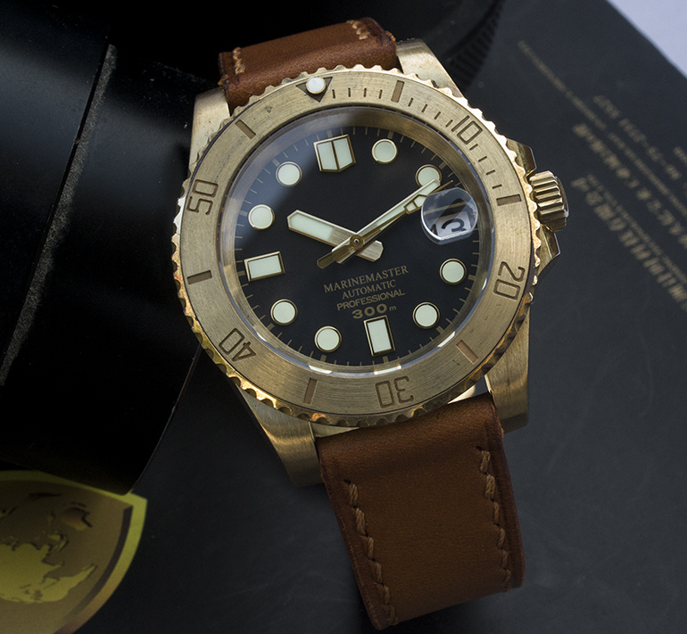 Vintage bronze water ghost diving watch