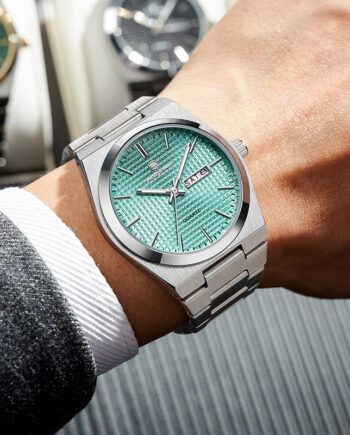 Luminous Quartz Waterproof Calendar Watch